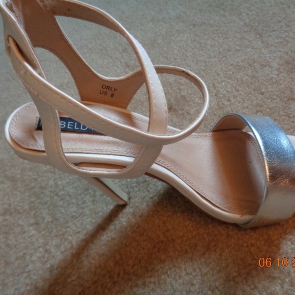 Isabella Rue strappy heels - Picture 4 of 7